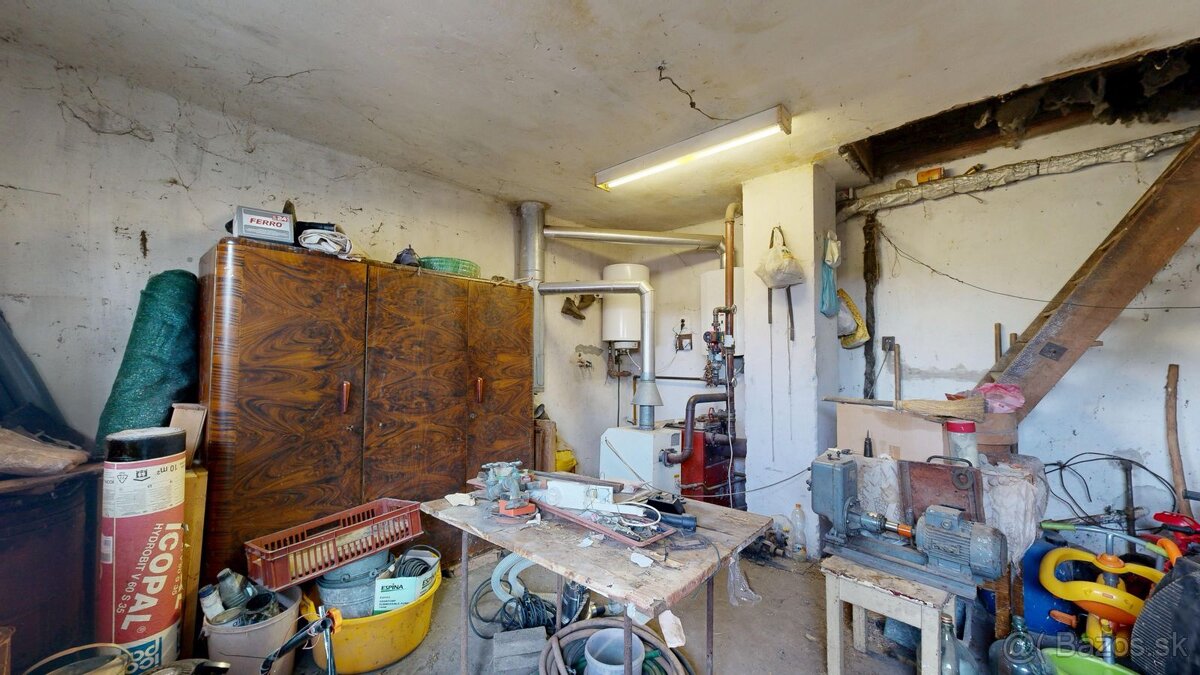 Chalupa alebo rd Malý Jatov 2345m2 - 12