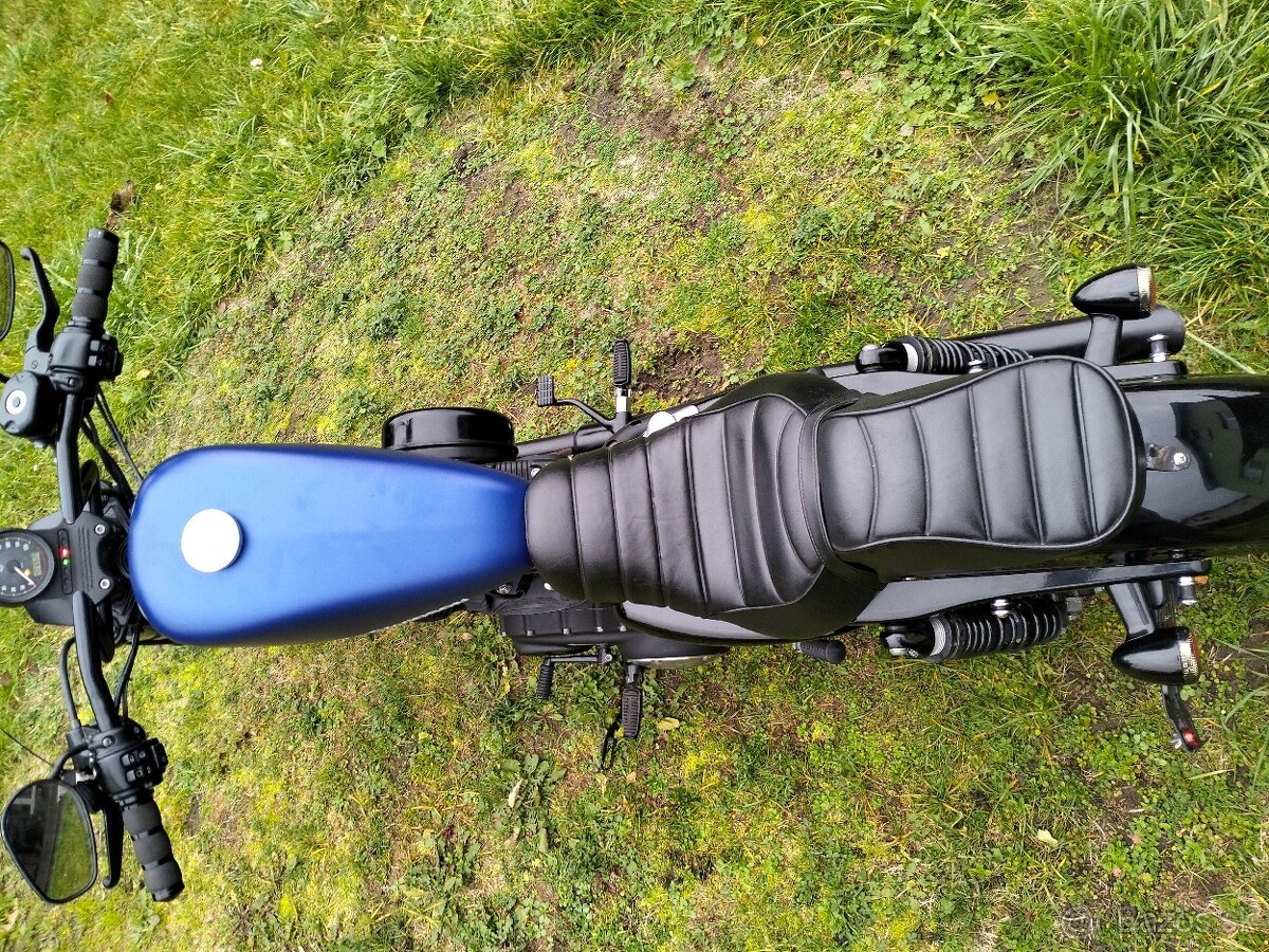 Sportster IRON Harley Davidson - 12
