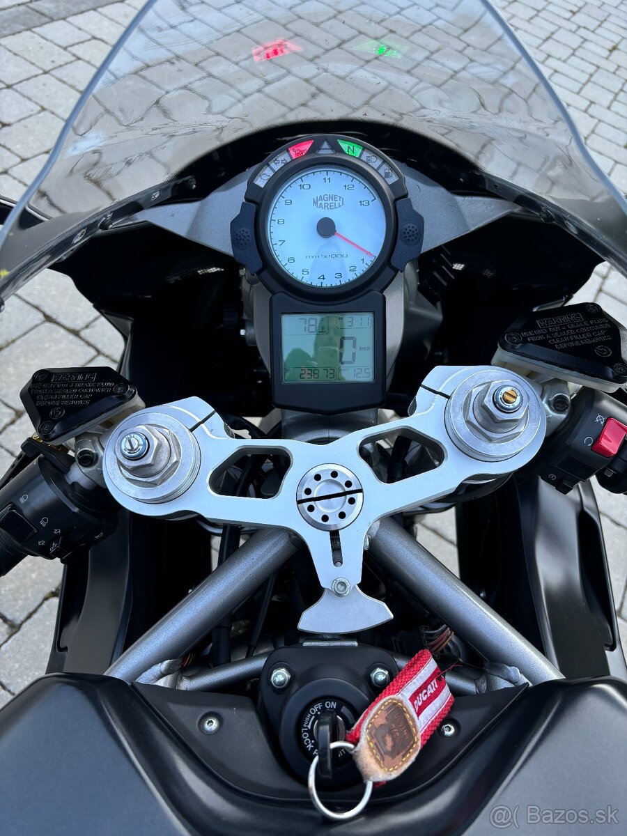 Ducati 749 dark - 12