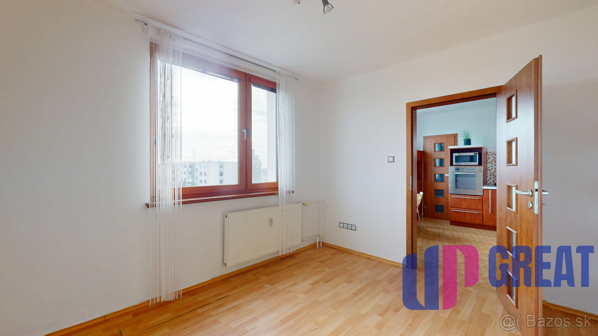 PREDAJ 4 izb. bytu Jilemnického ul., Dunajská Streda, loggia - 12