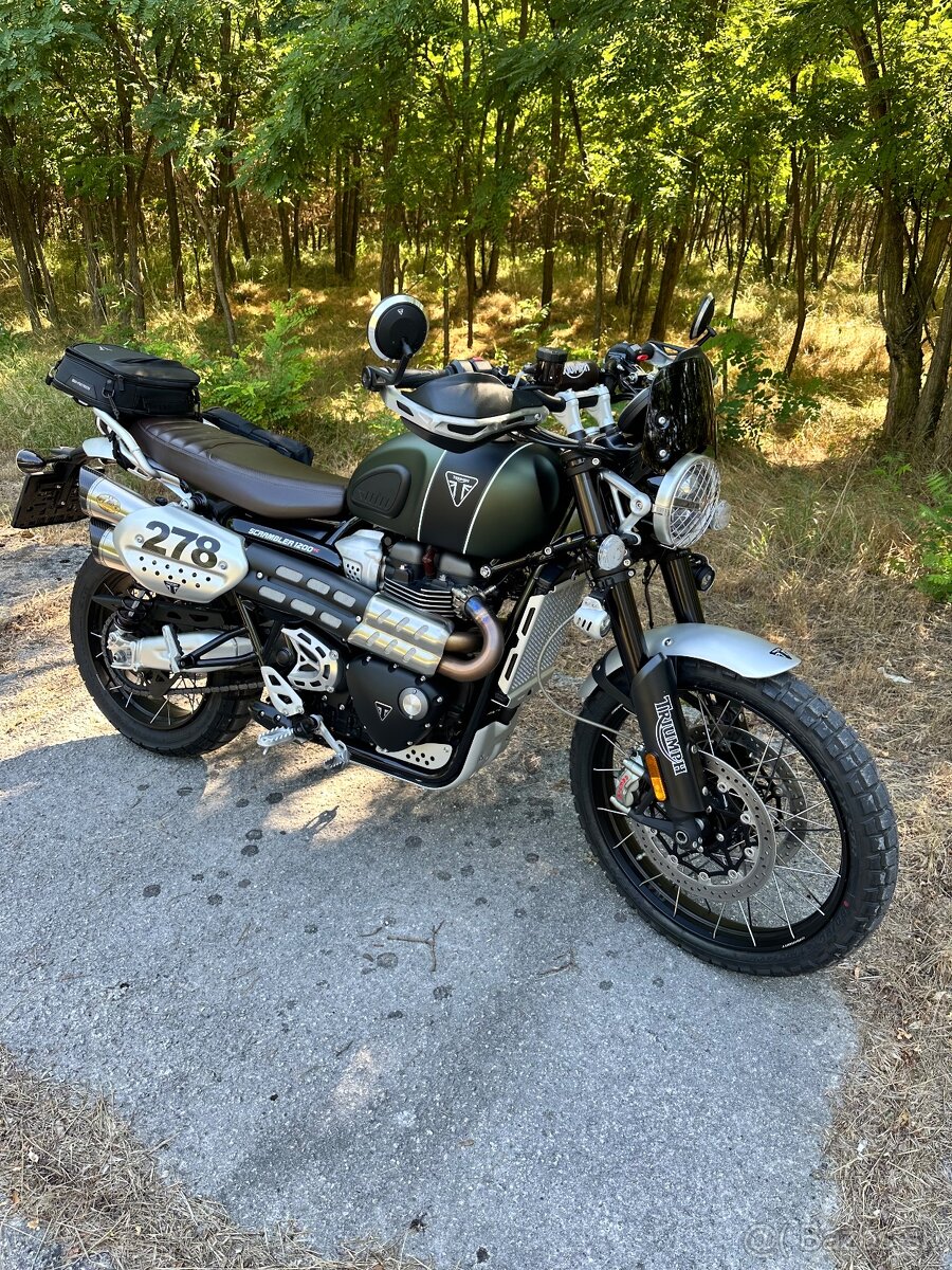 Triumph Scrambler 1200 - 12