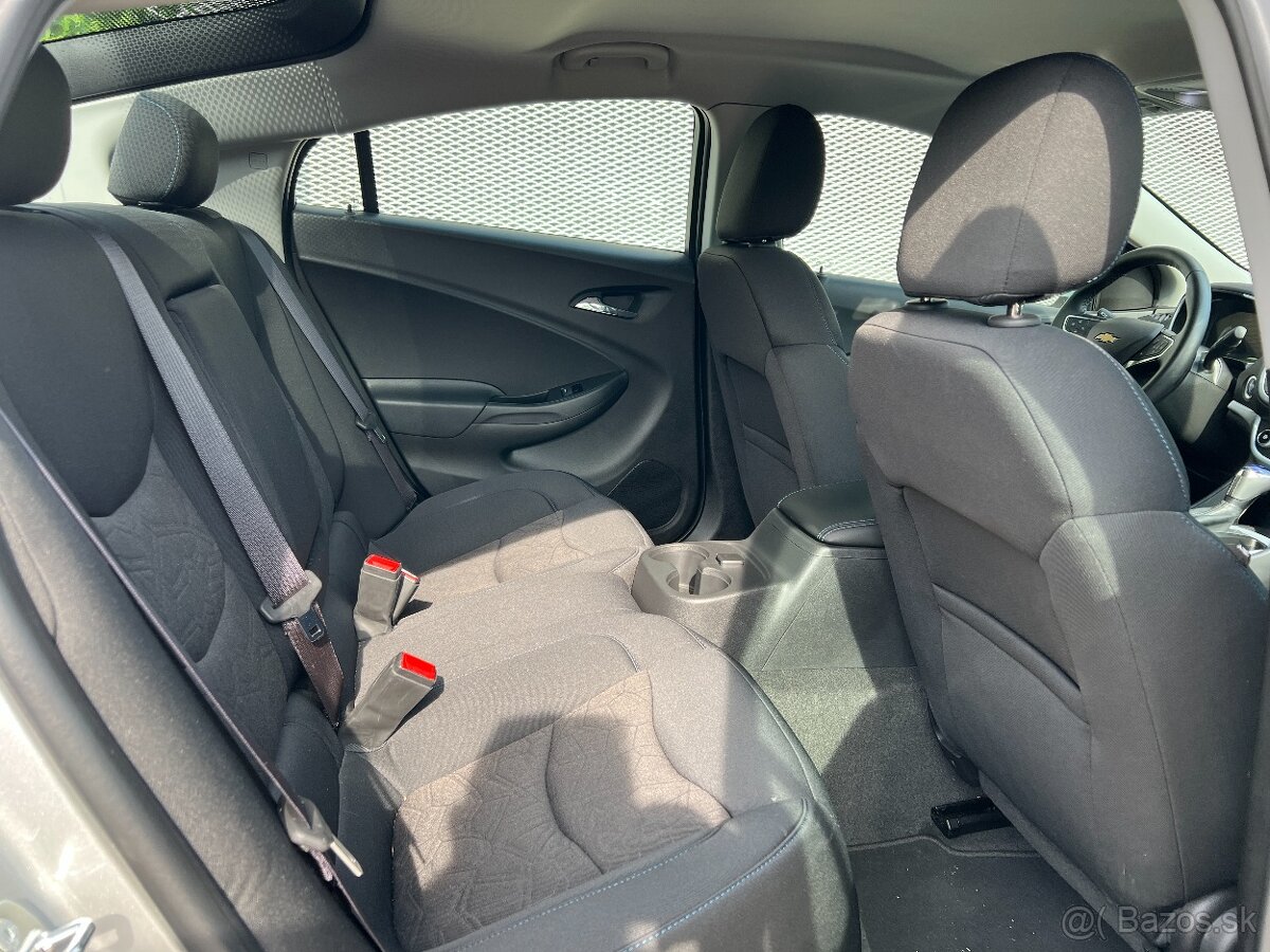 Chevrolet VOLT (Ampera) 2017, 13 000 km, 1. majitel - 12