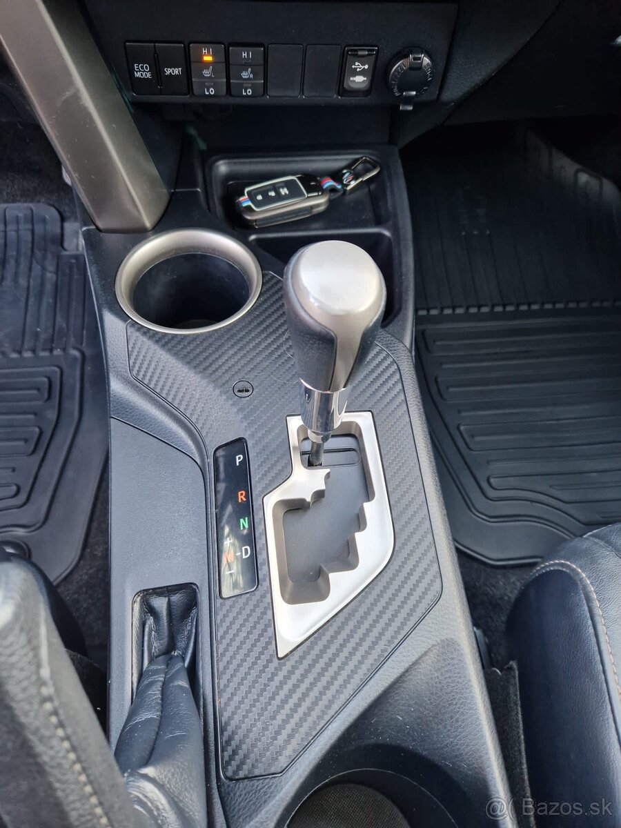 Toyota RAV4 2.2 l D-CAT Executive 2014 - 12