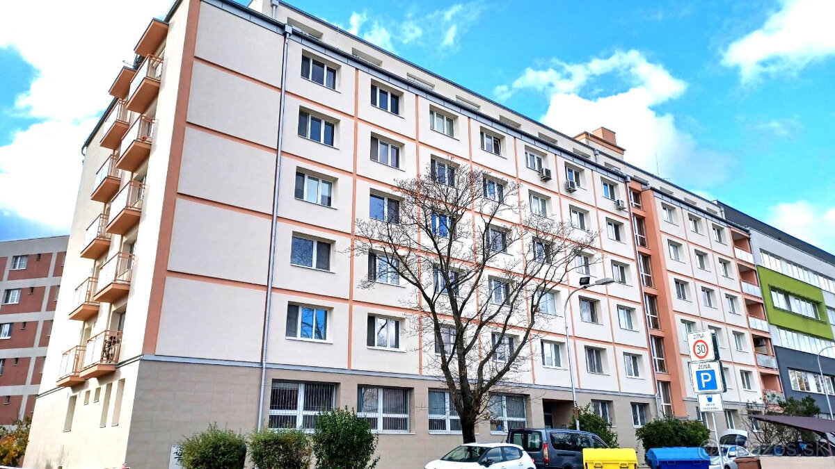 Bývanie skoro v centre - 12