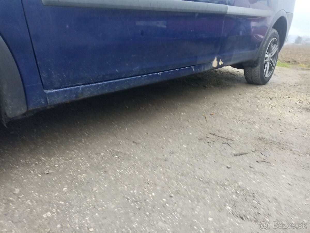 Predám Opel Combo 1.7 DTI rv 2004 55kw - 12