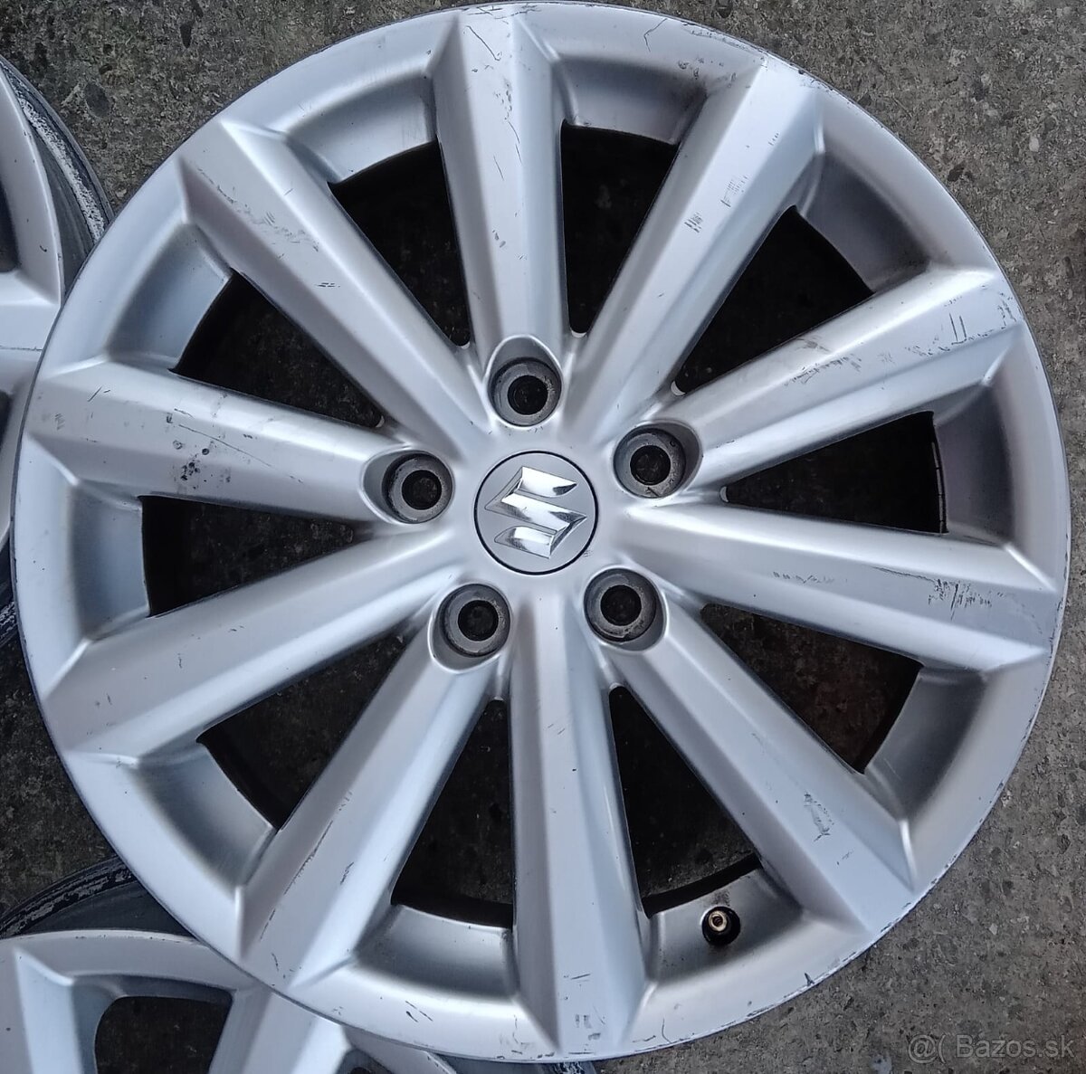 alu kolesá SUZUKI 17x6,5J - 12