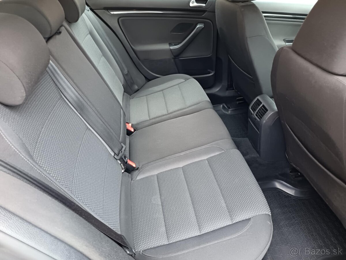 Predám Volkswagen golf 6 variant TDI rok 2013 - 12