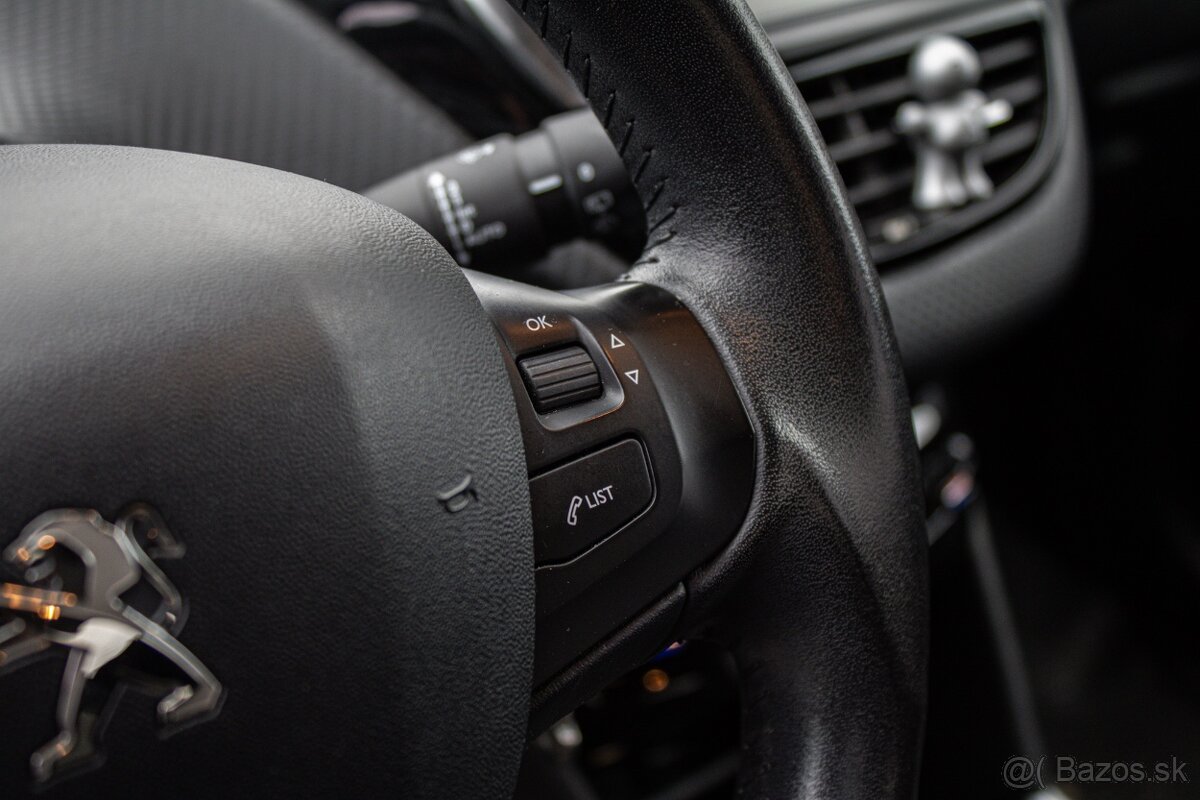 Peugeot 2008 1.2 Puretech Style, 60kW - 12