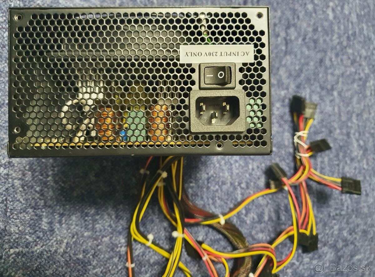 Zdroje 400W, 500W, 550W - 12