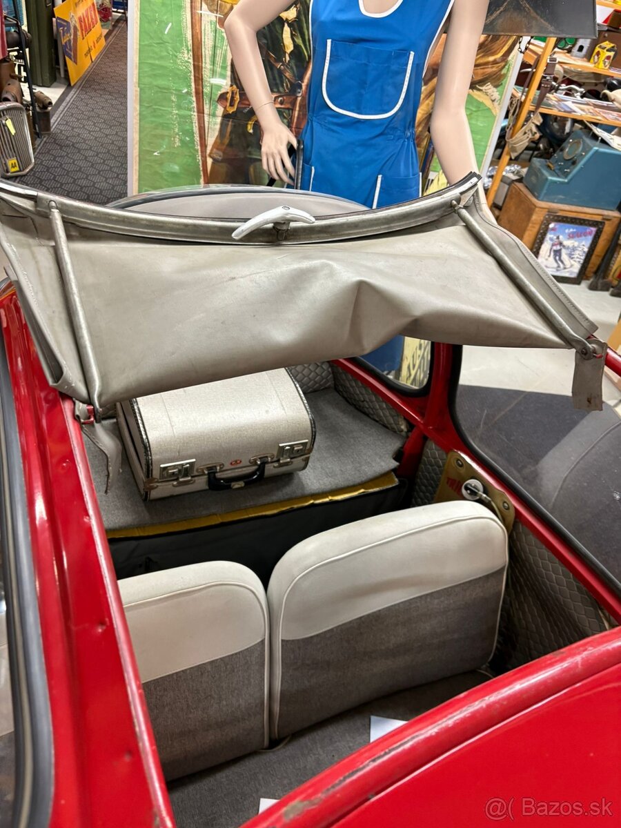 Heinkel Trojan 200 - 12