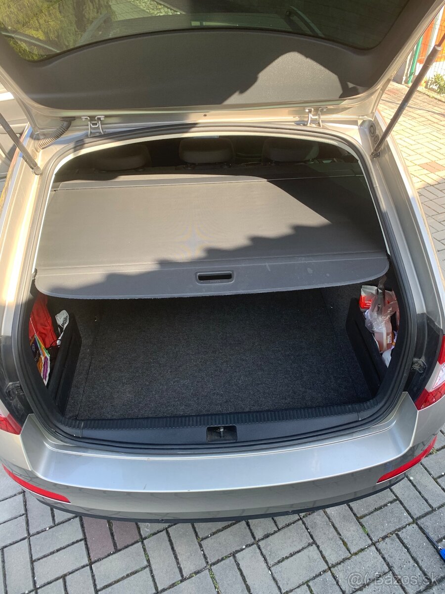 Škoda Octavia combi 2.0 DSG - 12