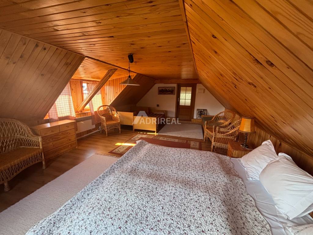 REZERVOVANÉ: Rodinný dom; 508 m2; Závada, obec Levoča 140.00 - 12