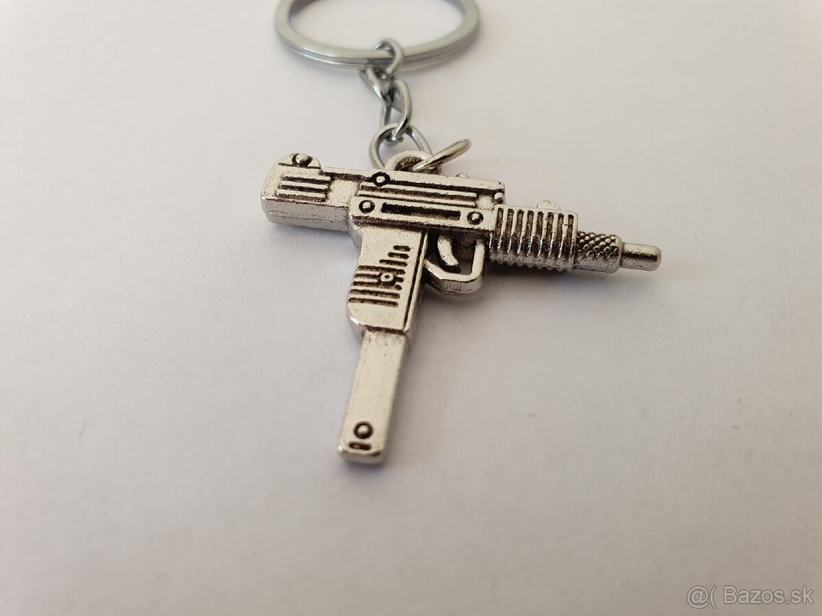 Kľúčenky v tvare strelnej zbrane 1 - 12