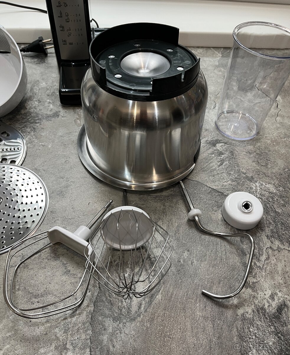 Bosch MUM 48A1/08 kuchynský robot - 12