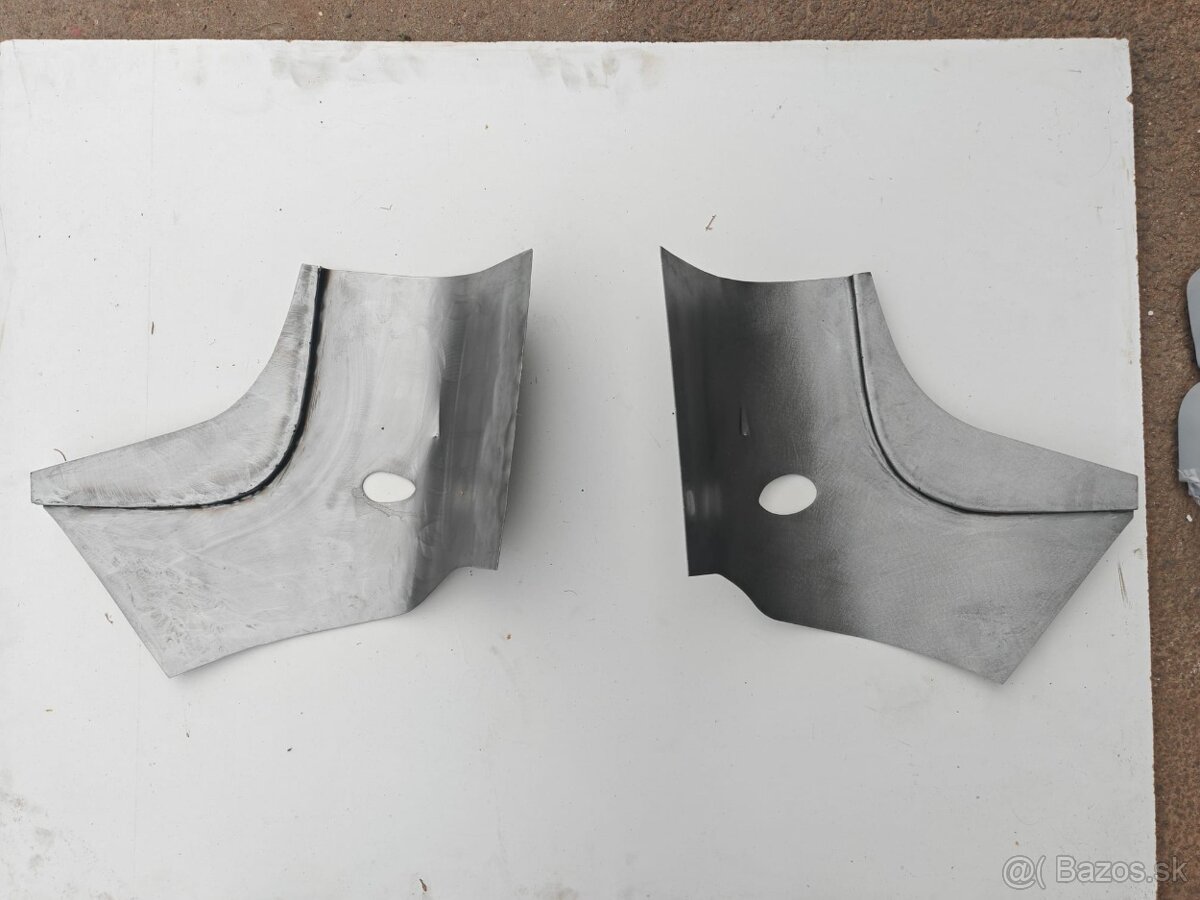 Přechody mezi prahem a blatníkem Tatra 603 - 12