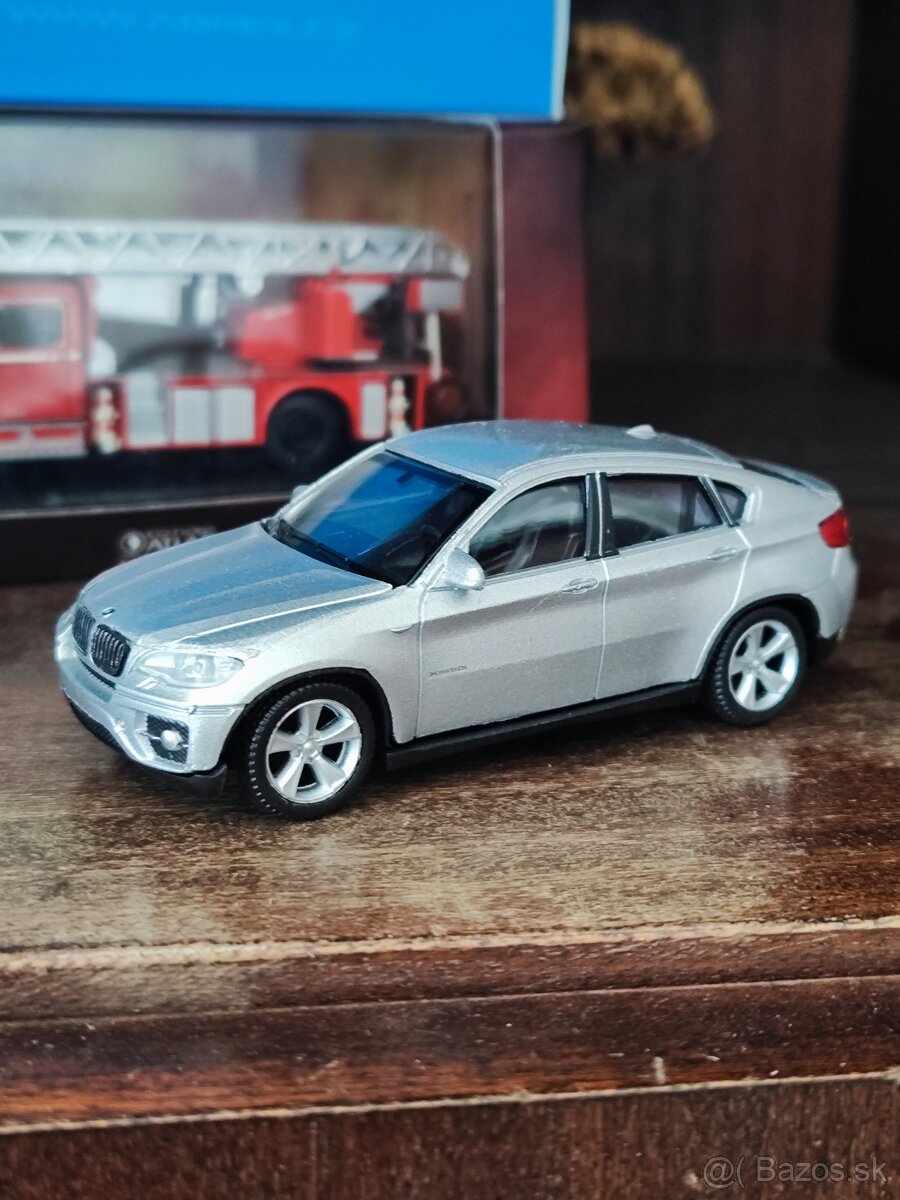 BMW modely 1:43 časť 1 - 12