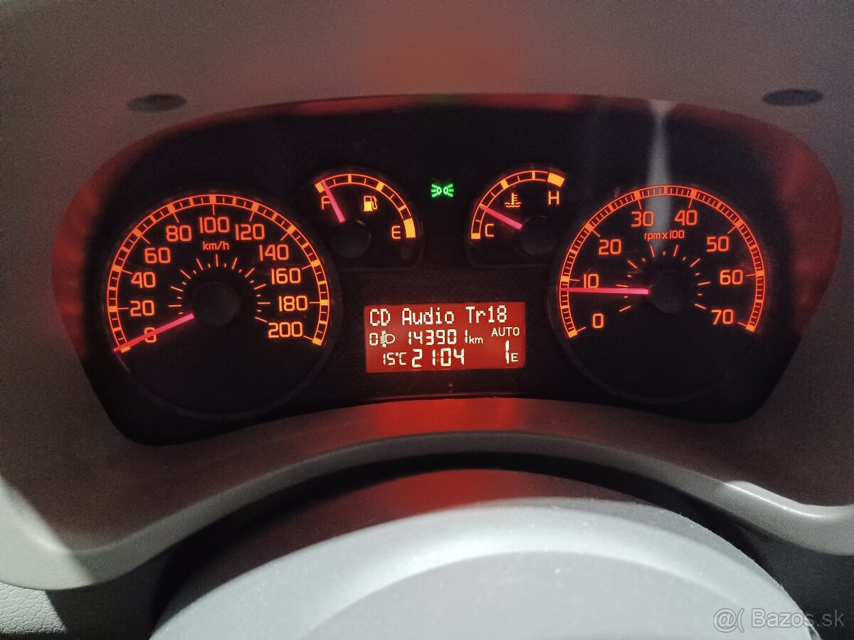 Fiat Panda 1,2 AUTOMAT - 12