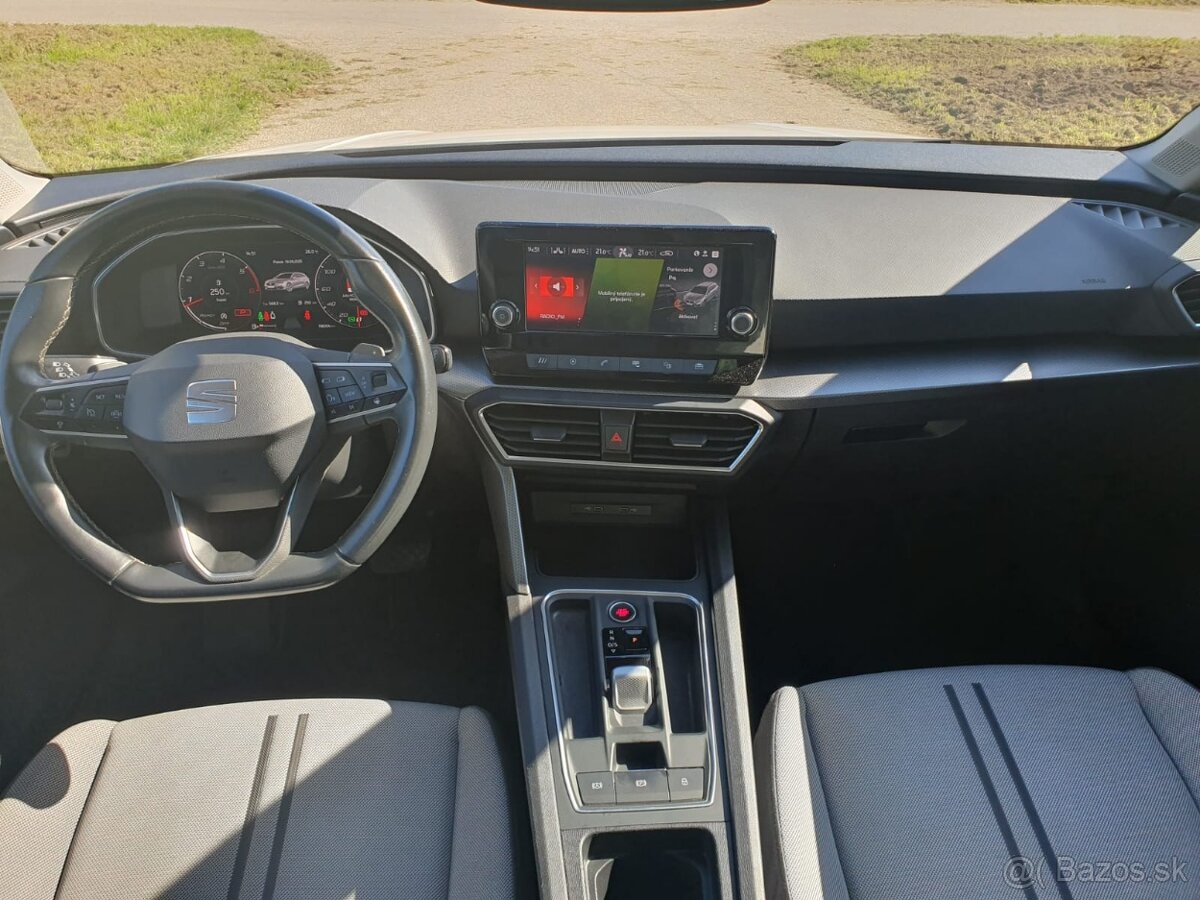 Predám Seat Leon combi style 2.0 Tdi DSG Virtual cockpit - 12