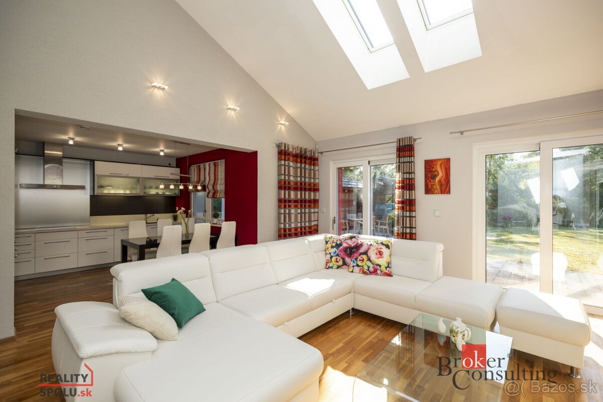 Útulný, moderný, rodinný dom na predaj, Banská Bystrica - 12
