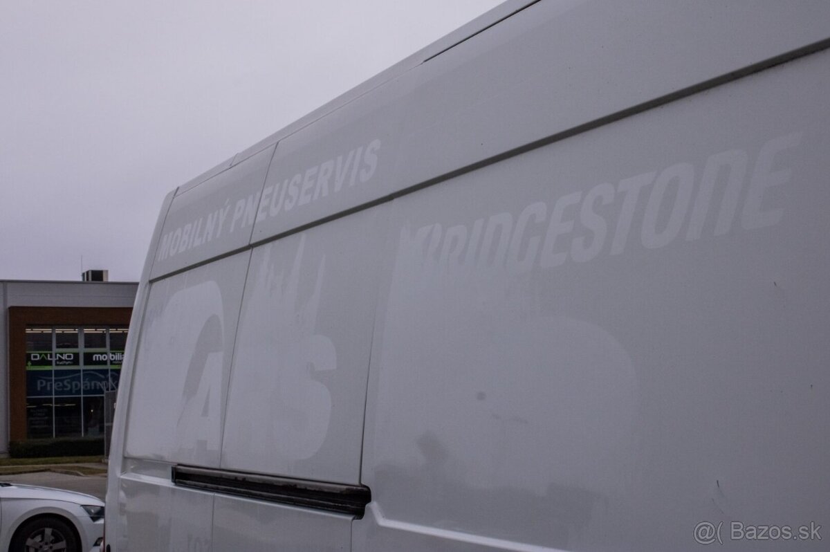 Renault Master L3H2 / Zadné vzduch. vankúše / SVK - 12