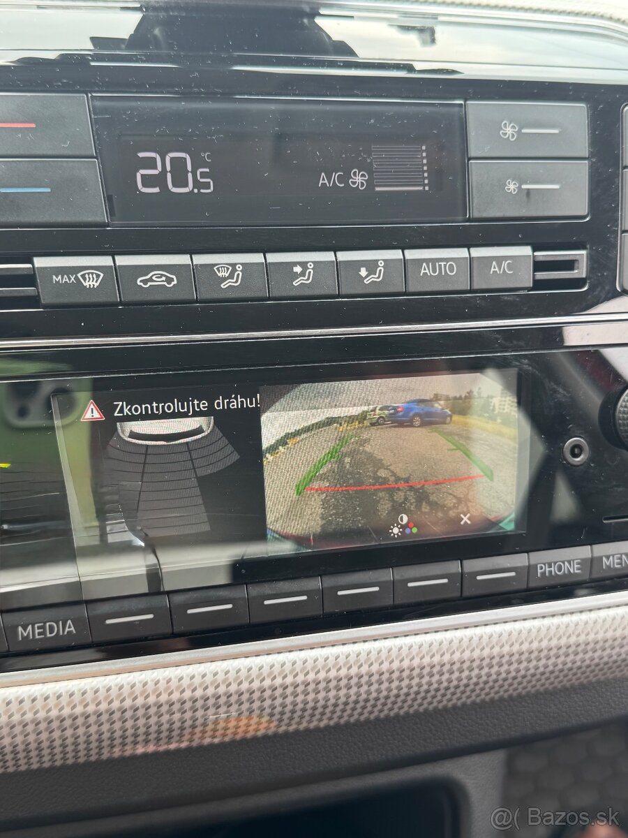 Predám VW e-up - RV 2020, najazdených 28tis.km - 12