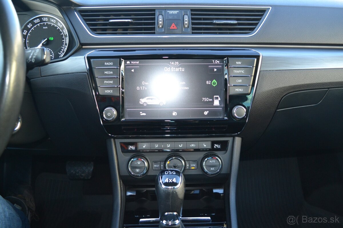 Škoda Superb 2.0 TDi Style 4x4 DSG - 12