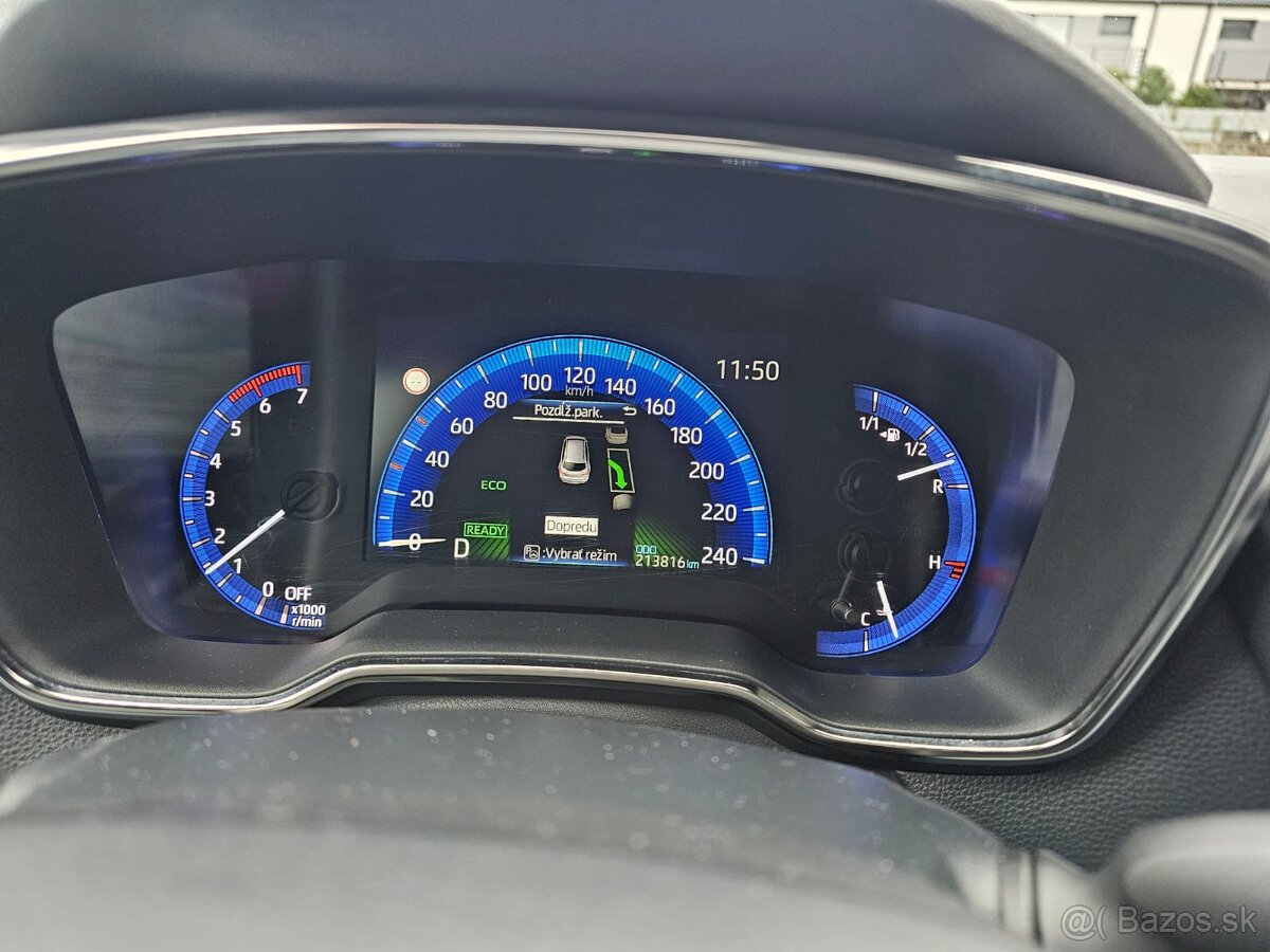 Toyota Corolla Hybrid Combi - 12