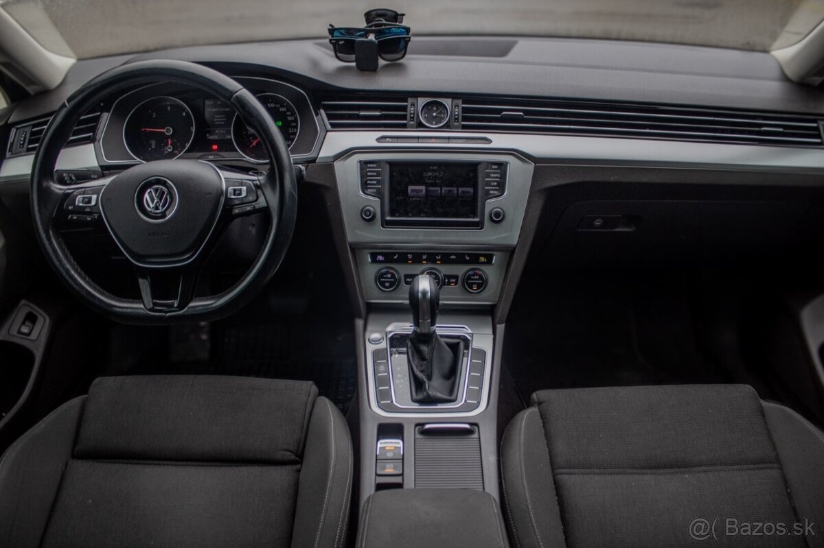 Volkswagen Passat Variant 2.0 TDI BMT Highline DSG - 12