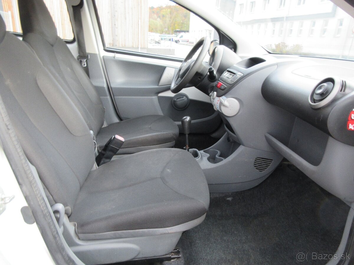 Toyota Aygo 1.0I VVT-i Base s odp. DPH - 12