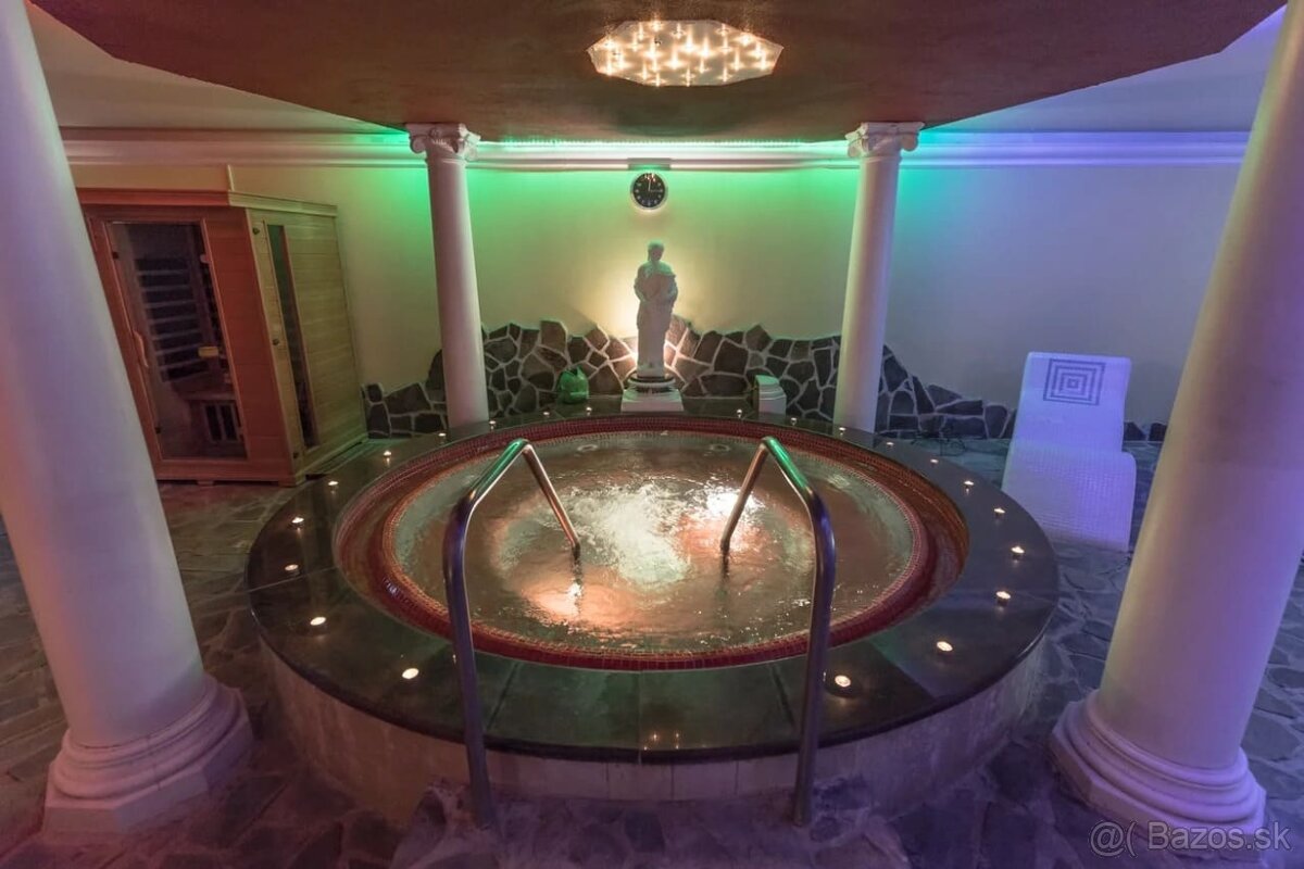 Ponúkame na predaj moderný a priestranný 3-izbový apartmán - 12