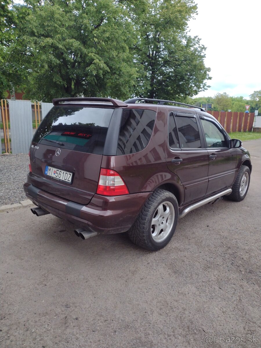Predám Mercedes Benz ML 350, W163 2003 - 12