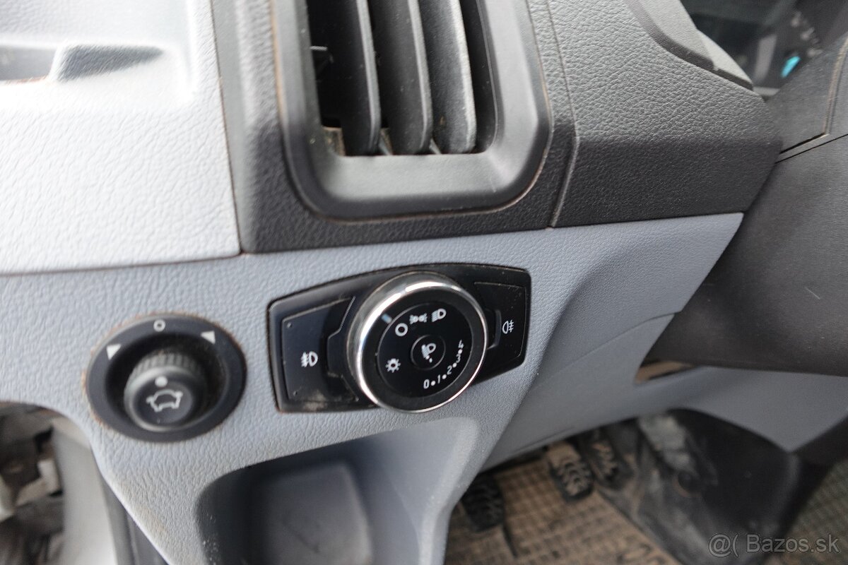 FORD TRANSIT 7MÍST VALNÍK 2.0TDCI KLIMA - 12