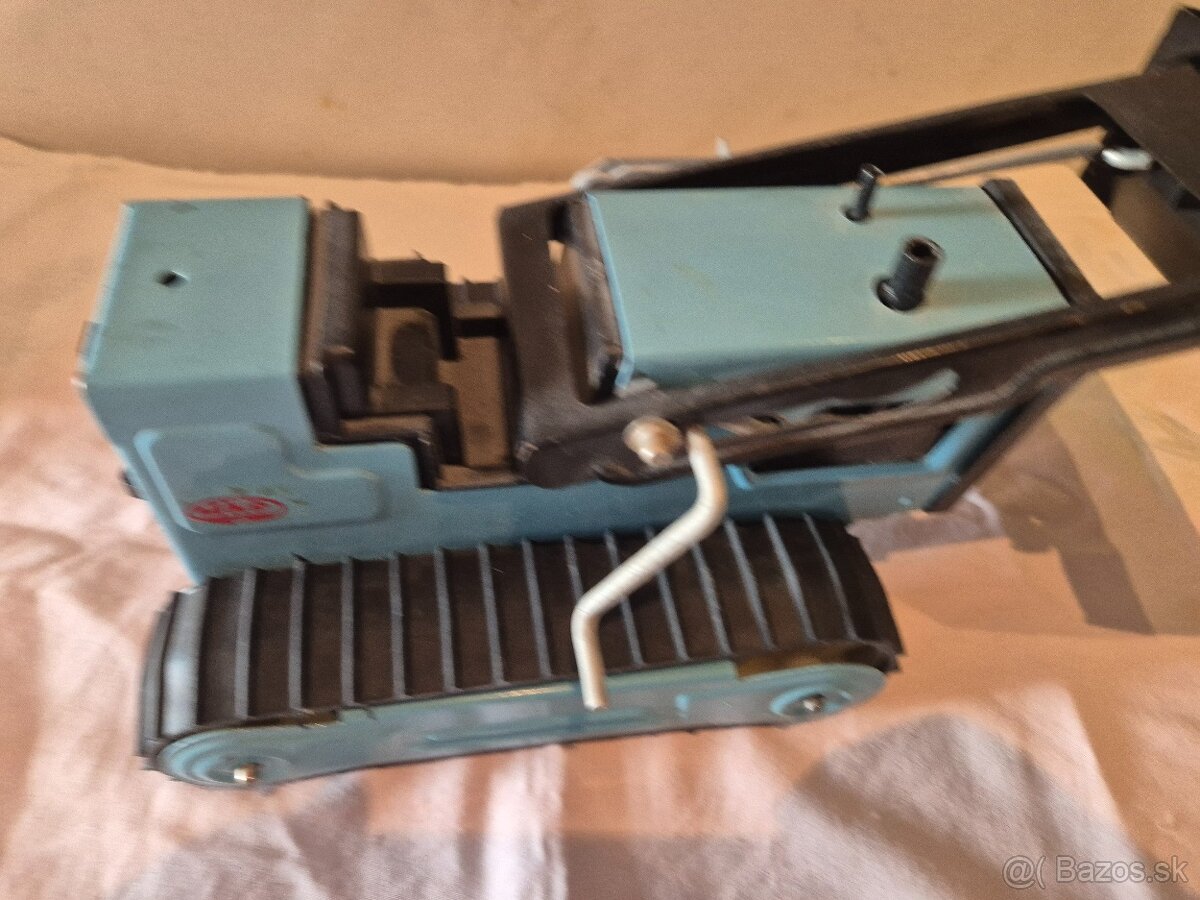 Predam starý Trafo Merkur Universal a Bager. - 12