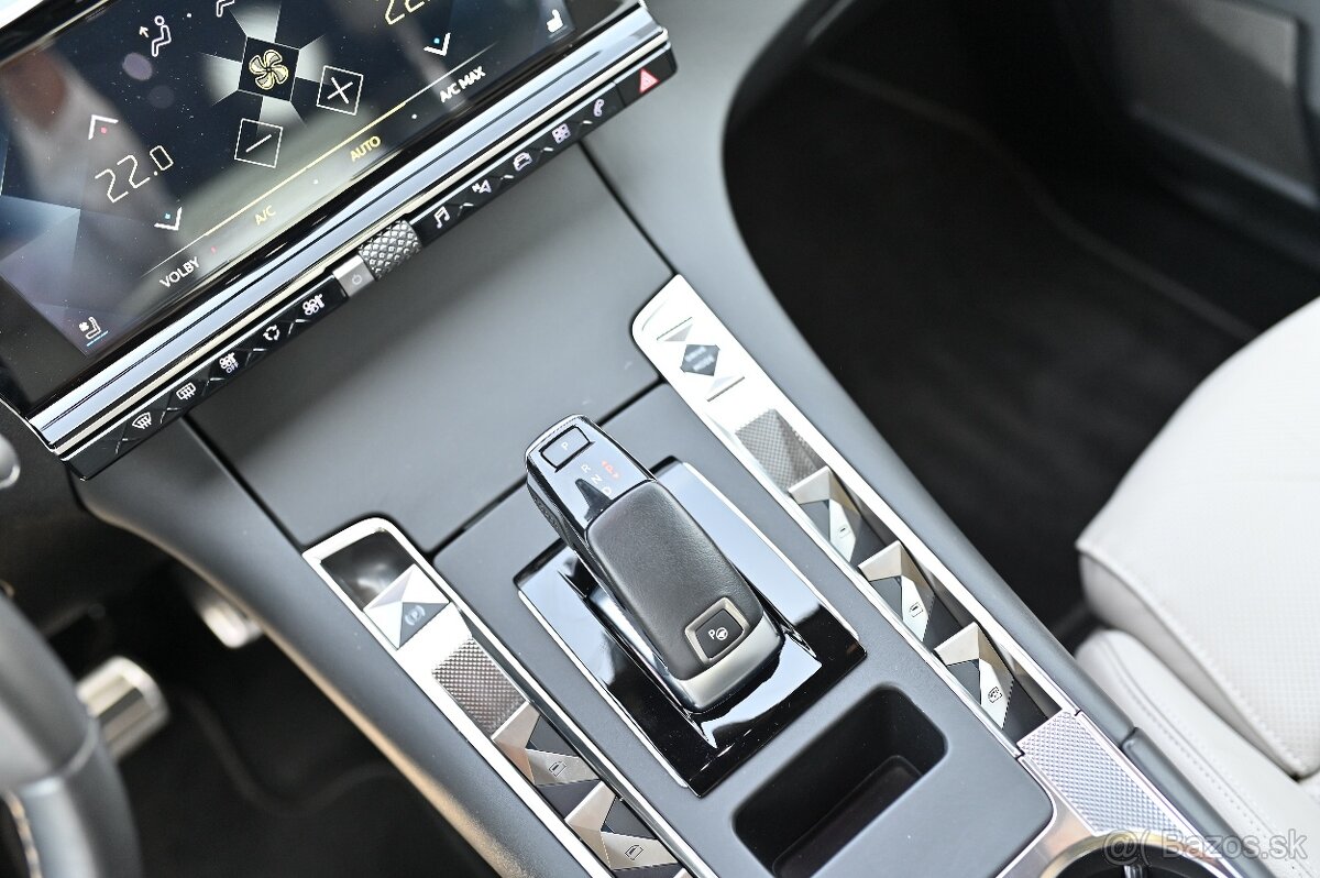 Citroen DS 7 CB EAT8 - 12