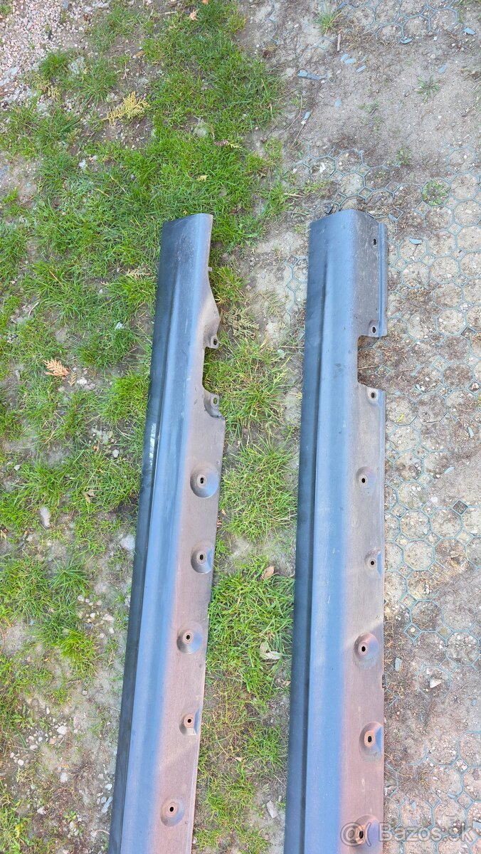 Rozpredám bmw e46 320d 110kw touring facelift - 12