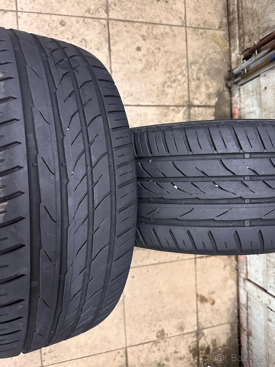 215/55R16 - 12