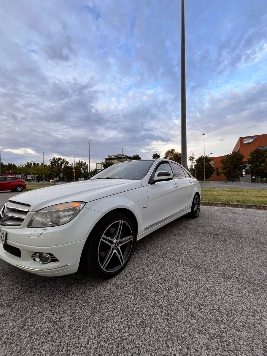 Mercedes Benz c w204 - 12