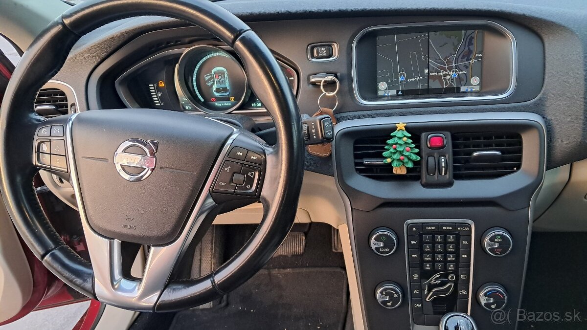 Volvo V40 2014, 1.6 Diesel, automat - 12