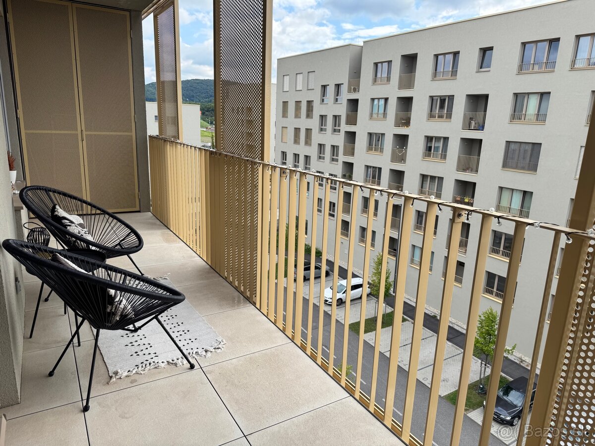 Prenajmem 2.izbovy byt v Bratislave - 12