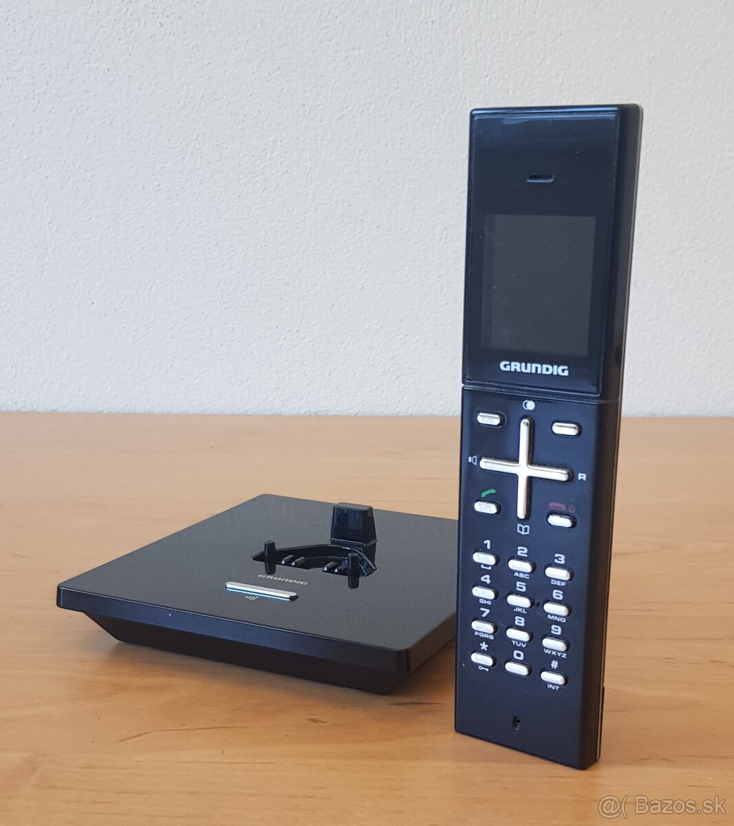 Telefon GRUNDIG na pevnu linku - 12