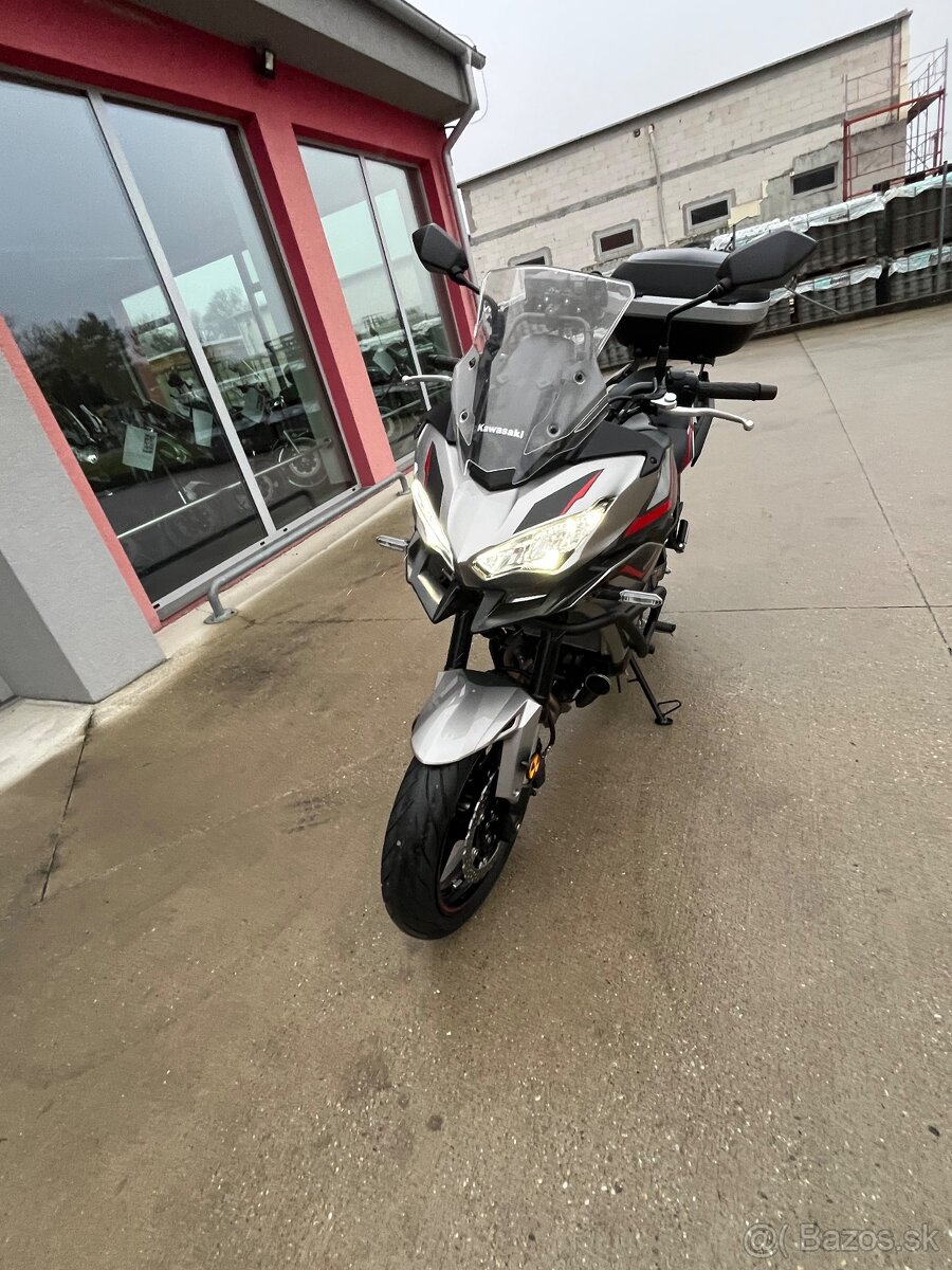 Kawasaki Versys 650 - 12