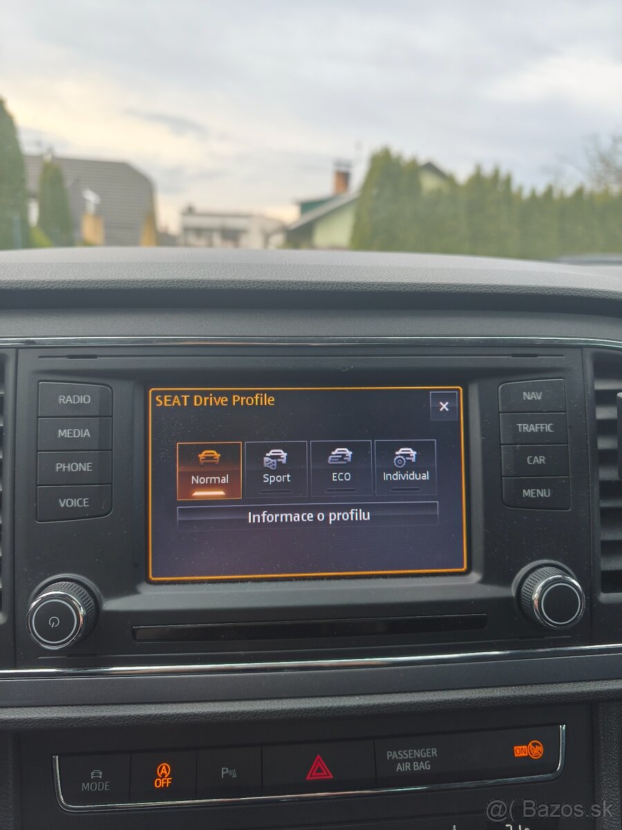 SEAT Leon FR 2.0 TDI 110kW - 12