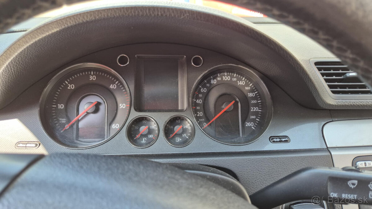 Volkswagen Passat 1,9TDi 77kw 6AT - 12