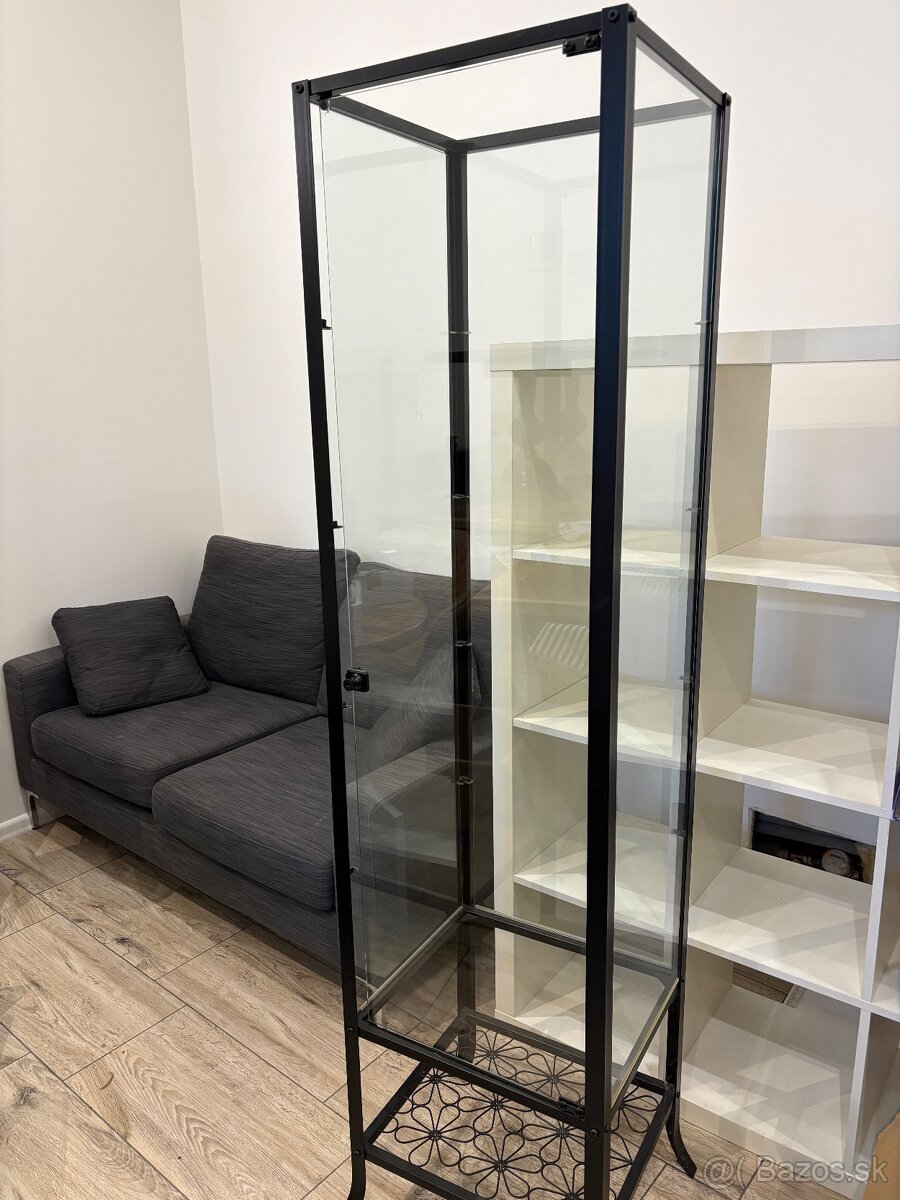 Odstupim zariadenie kaviarne - 12