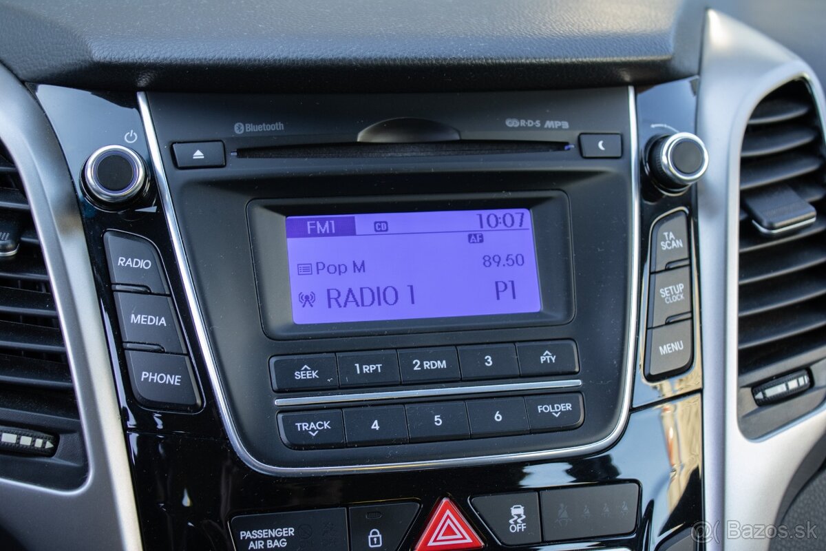 Hyundai i30 1.6 CRDi DOHC 16V Family 84tis. km - 12