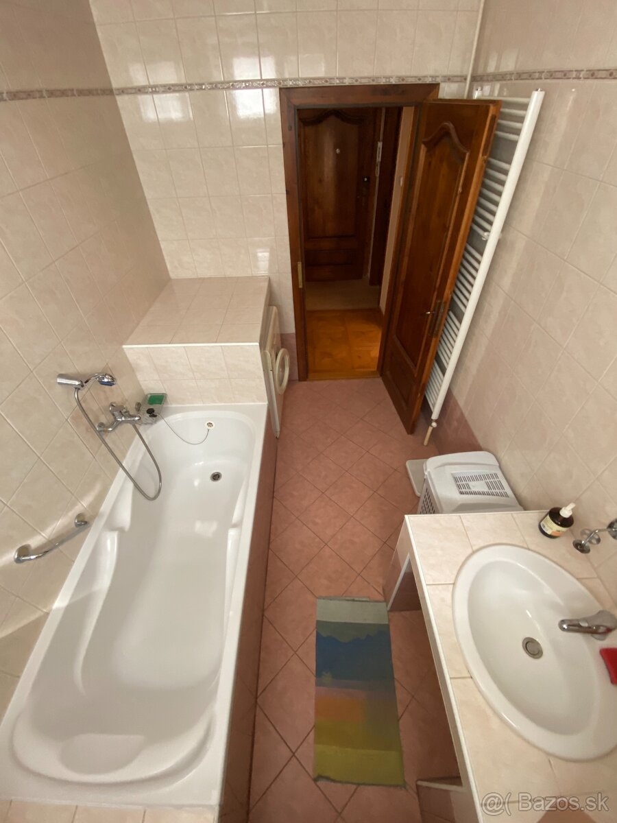 2 izbový byt v Starom meste - 12