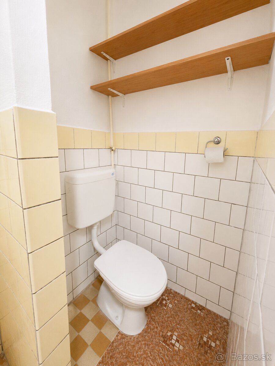Rodinný dom na predaj v obci Jelka - 12