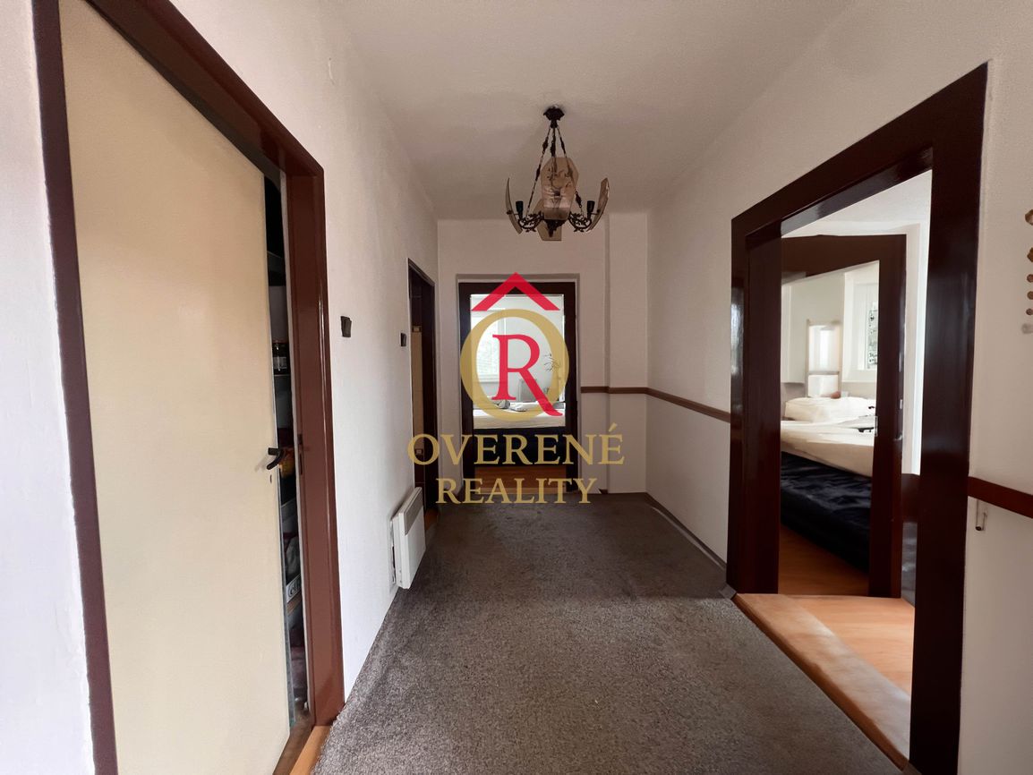 PREDAJ- Rodinný dom po rekonštrukcii – Bacúch (916 m² pozemo - 12