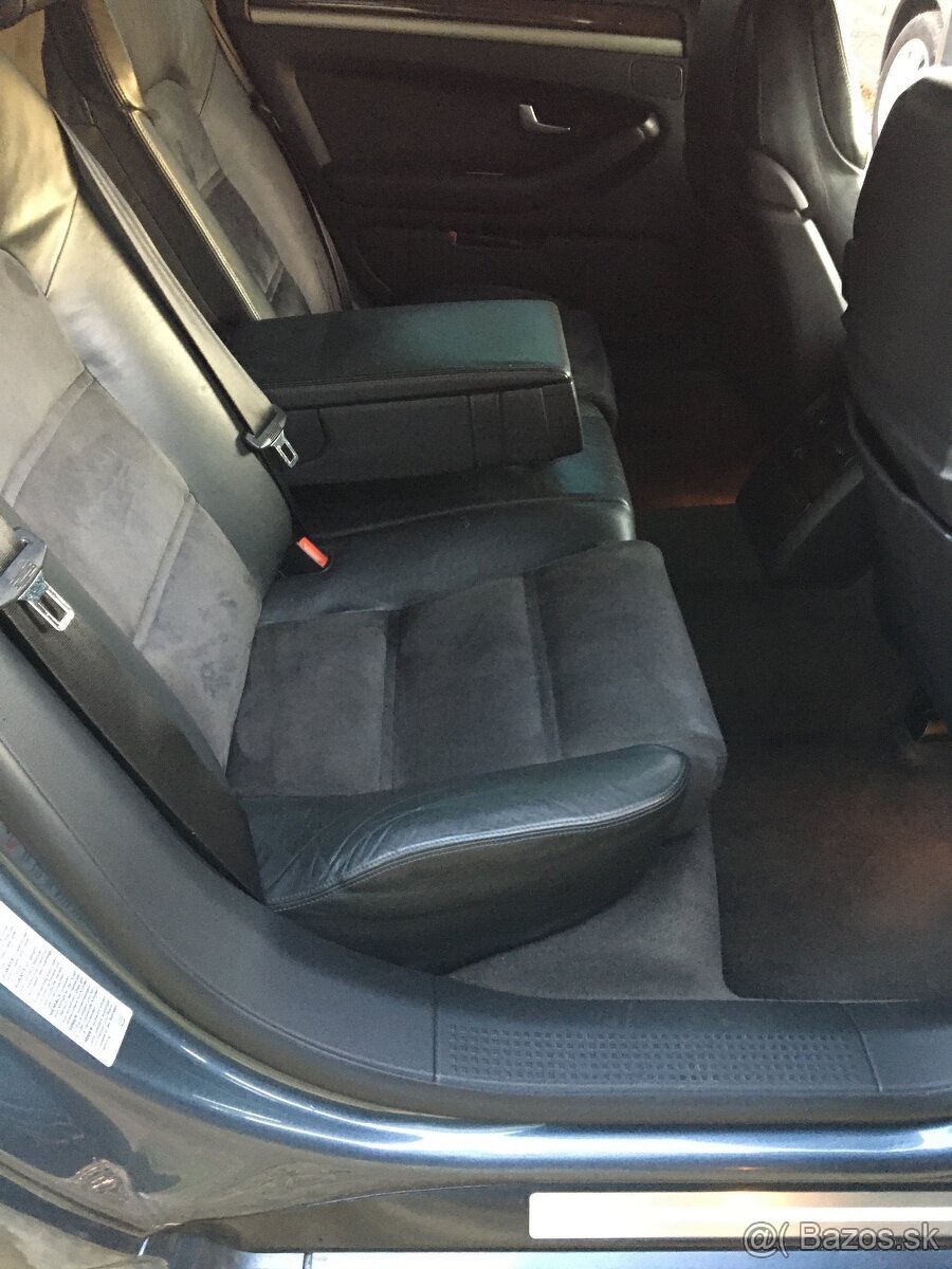 AUDI A8 4.2 TDi V8 QUATTRO - 12