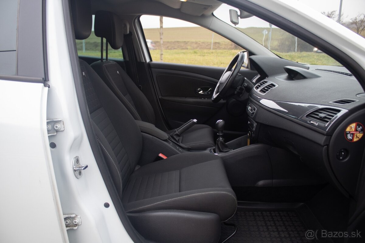 Renault Mégane Grandtour 1.2 TCe Limited 1. majiteľ - 12